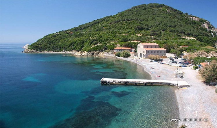 The beach of Enfola - Portoferraio